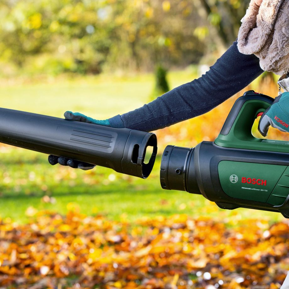 Bosch AdvancedLeafBlower 36V-750 Akku-Laubbläser leise und kraftvoll
