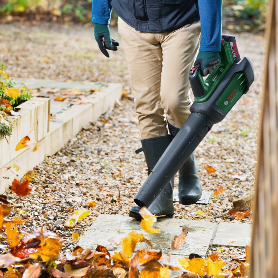 Bosch AdvancedLeafBlower 36V-750 Akku-Laubbläser leise und kraftvoll