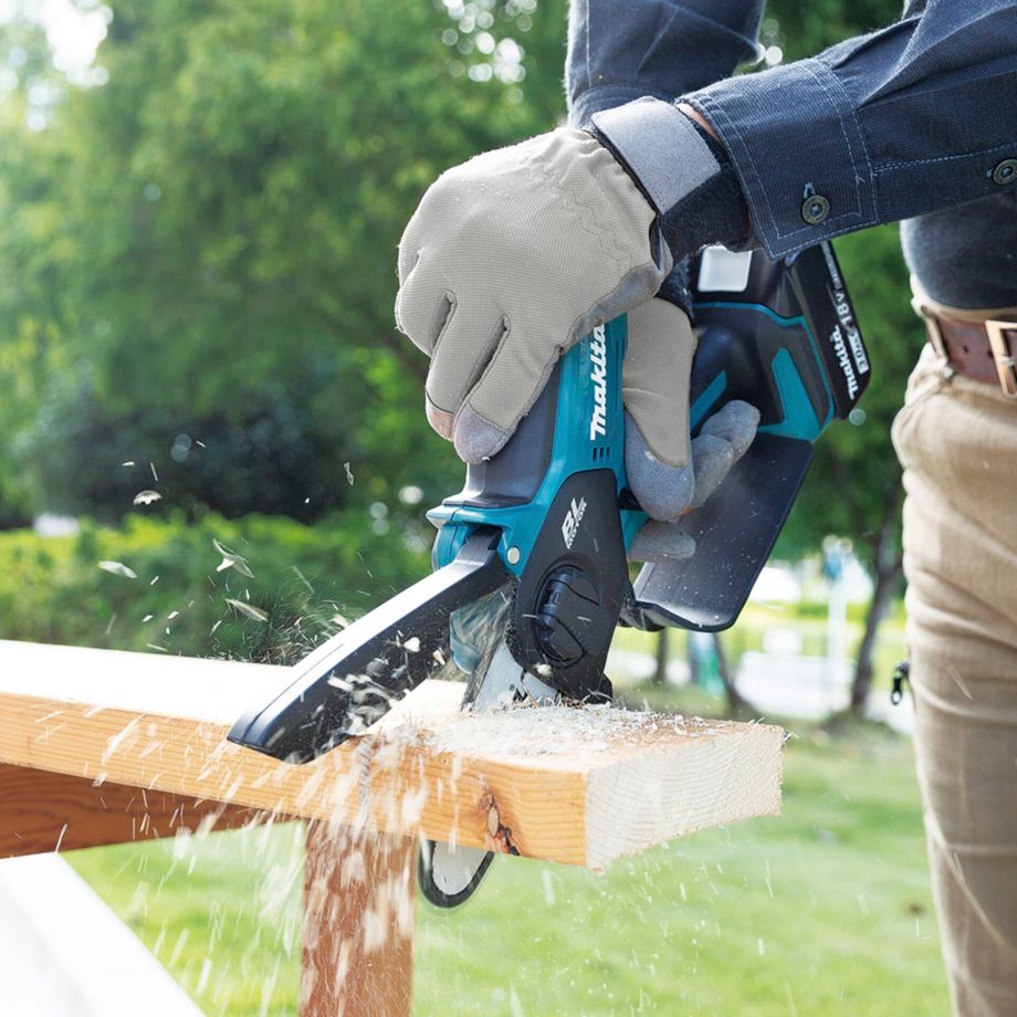 Makita DUC101Z Akku-Astsäge 18V handliche Gartensäge ohne Akku