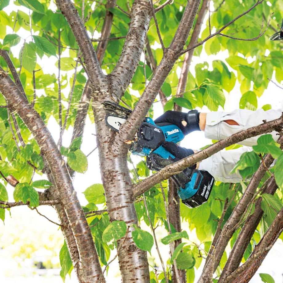 Makita DUC101Z Akku-Astsäge 18V handliche Gartensäge ohne Akku