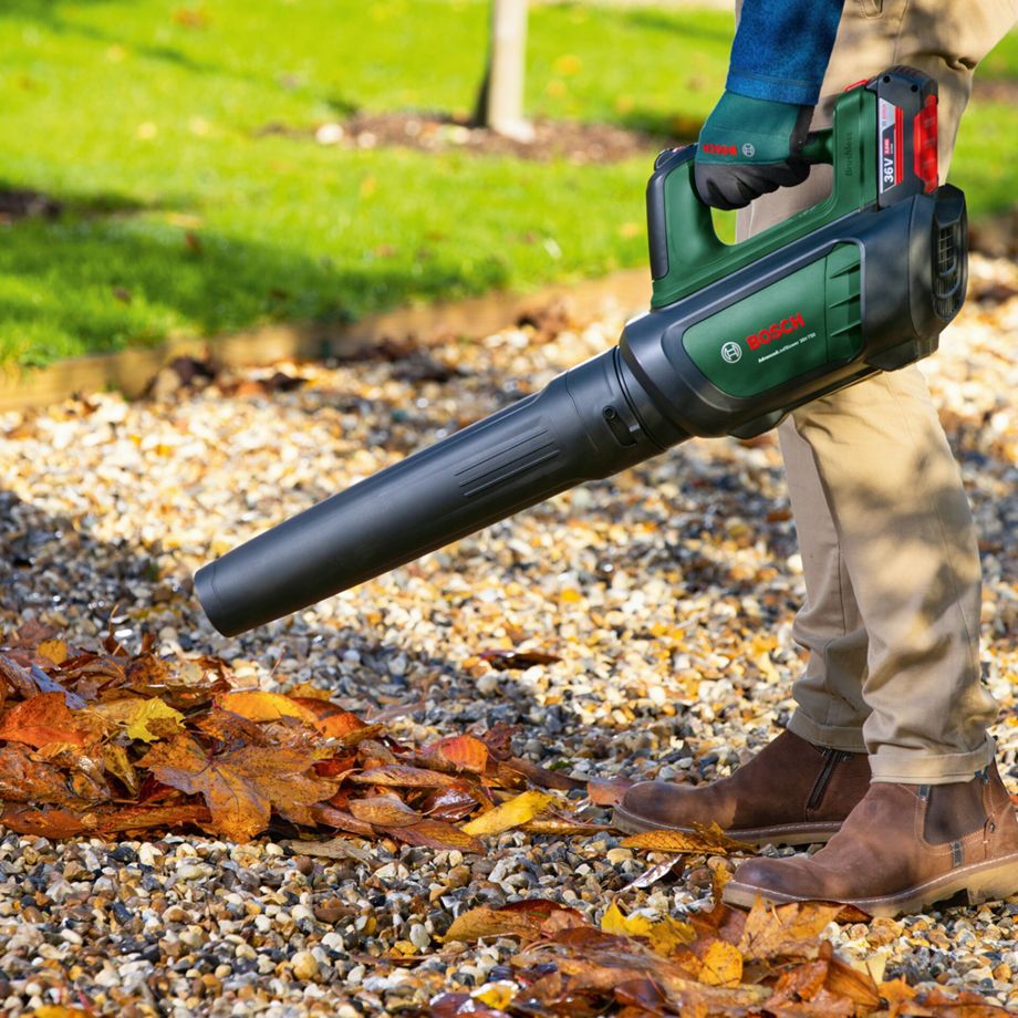 Bosch AdvancedLeafBlower 36V-750 Akku-Laubbläser leise und kraftvoll